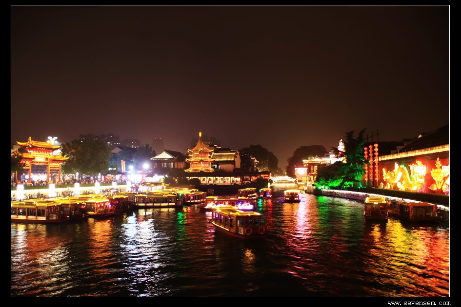 南京秦淮河夜景2020